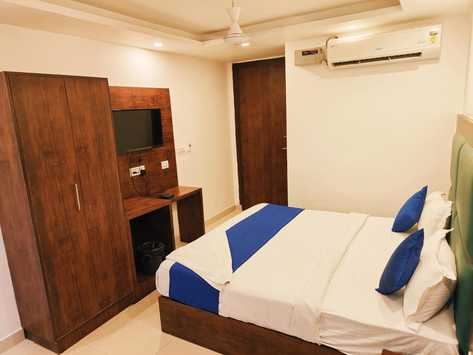 Grand Tela Near Igi Airport Delhi Hotel 4*